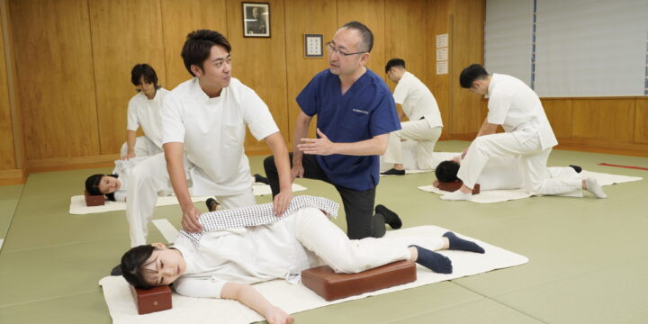 「手に職をつけたい方必見。あん摩マッサージ指圧師とは？専門家が徹底解説。」